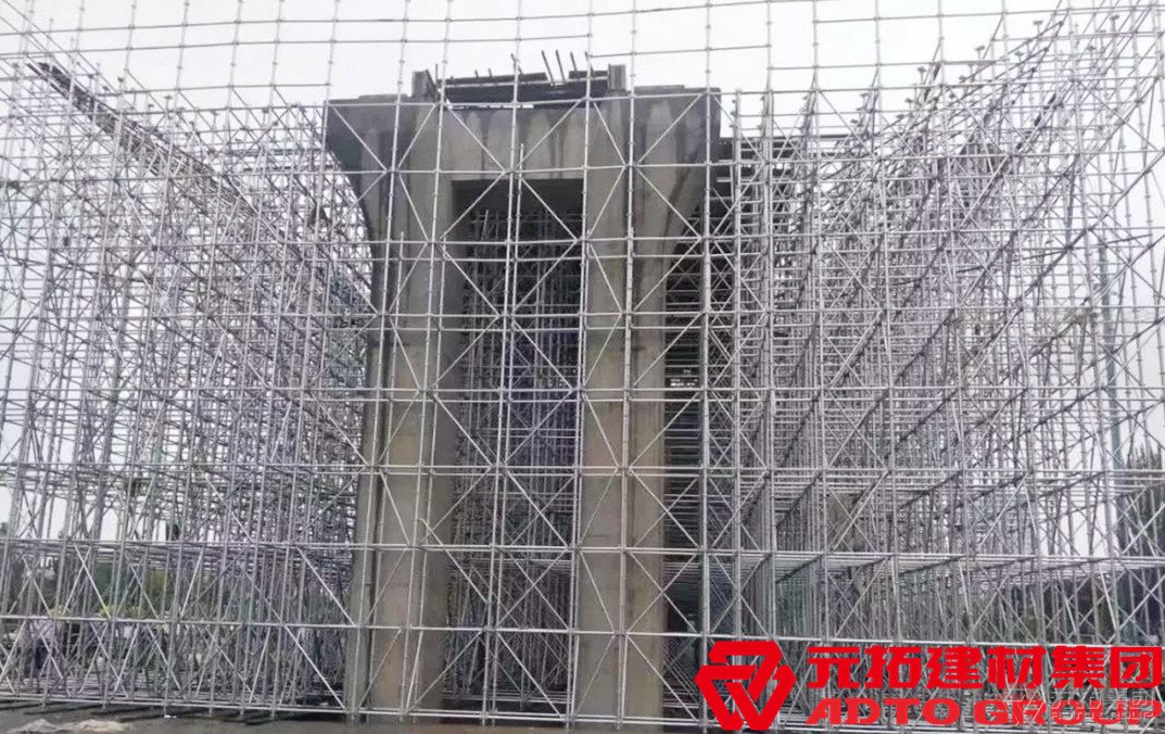 盤扣式腳手架相比傳統(tǒng)式腳手架有哪些優(yōu)勢？